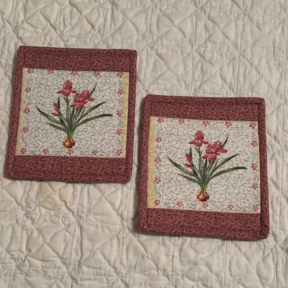Floral Quilted Pot Holders